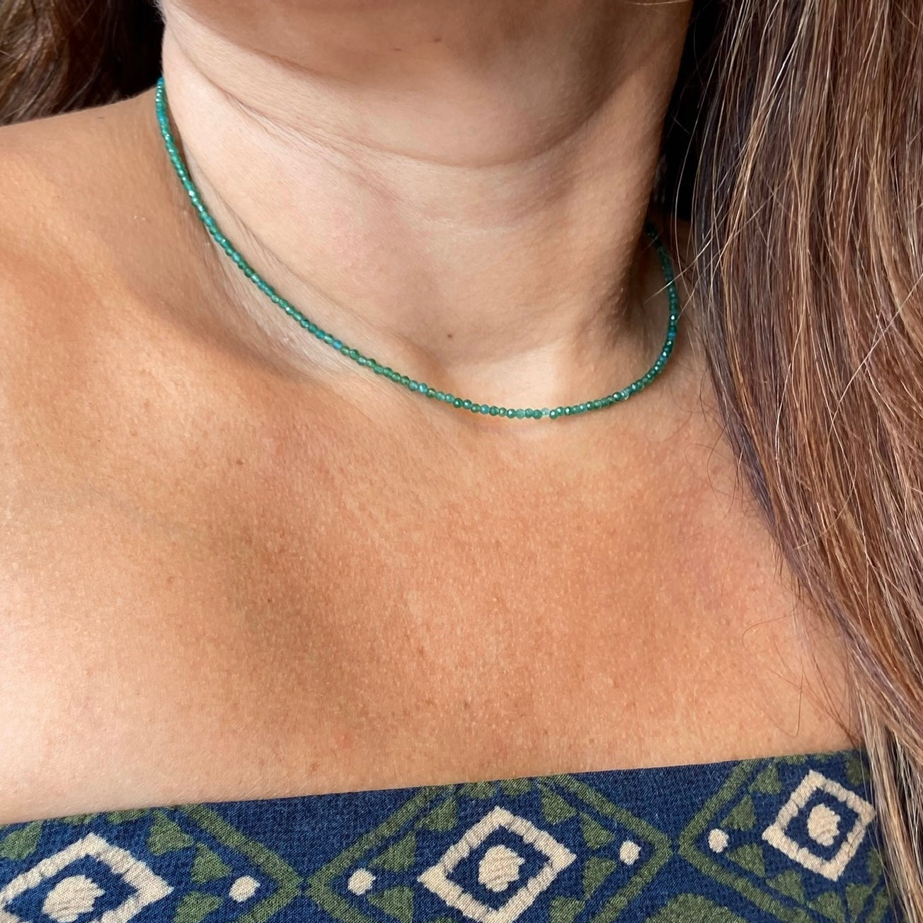 Choker pedra natural. CO-030