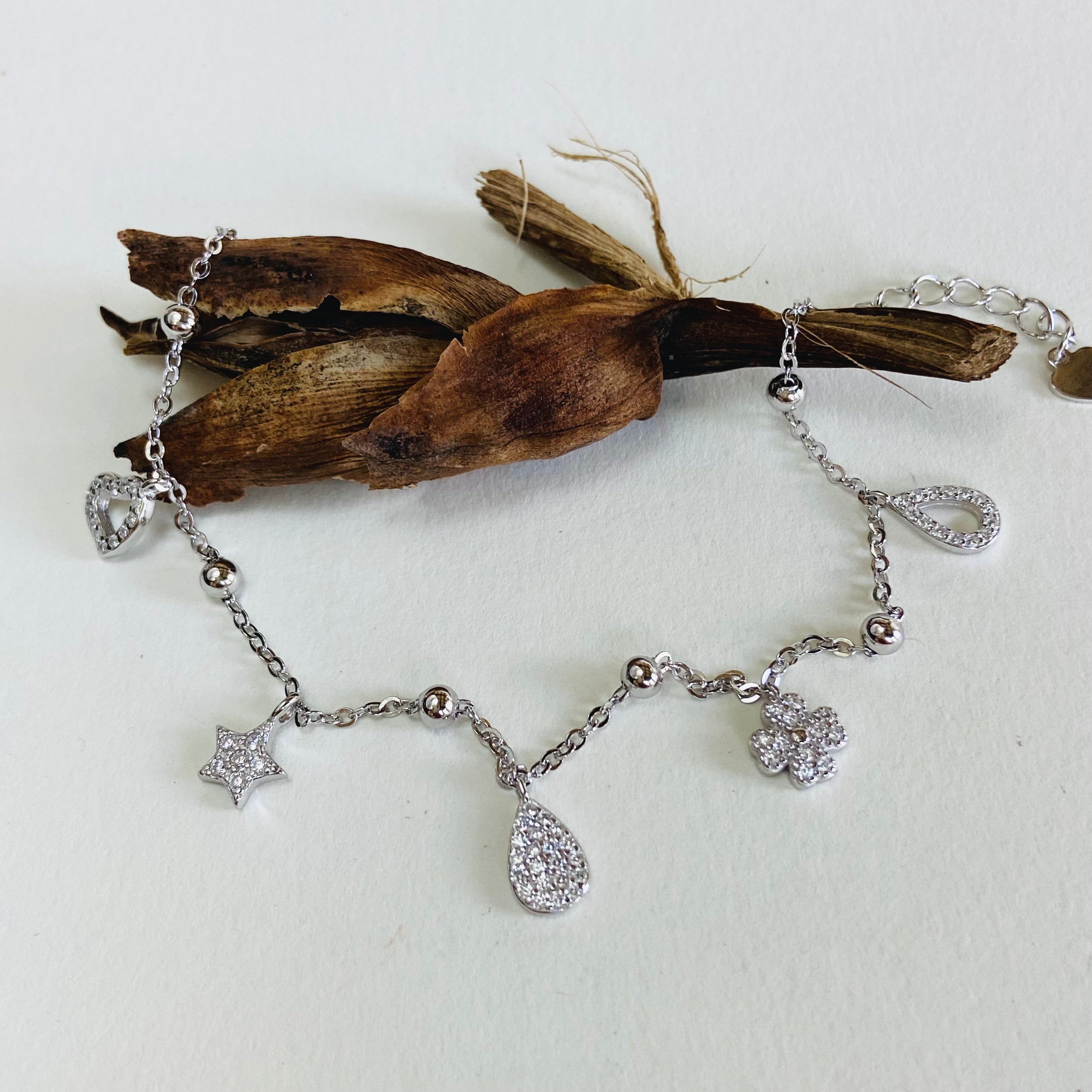 Pulseira Pingentes. PS- 102