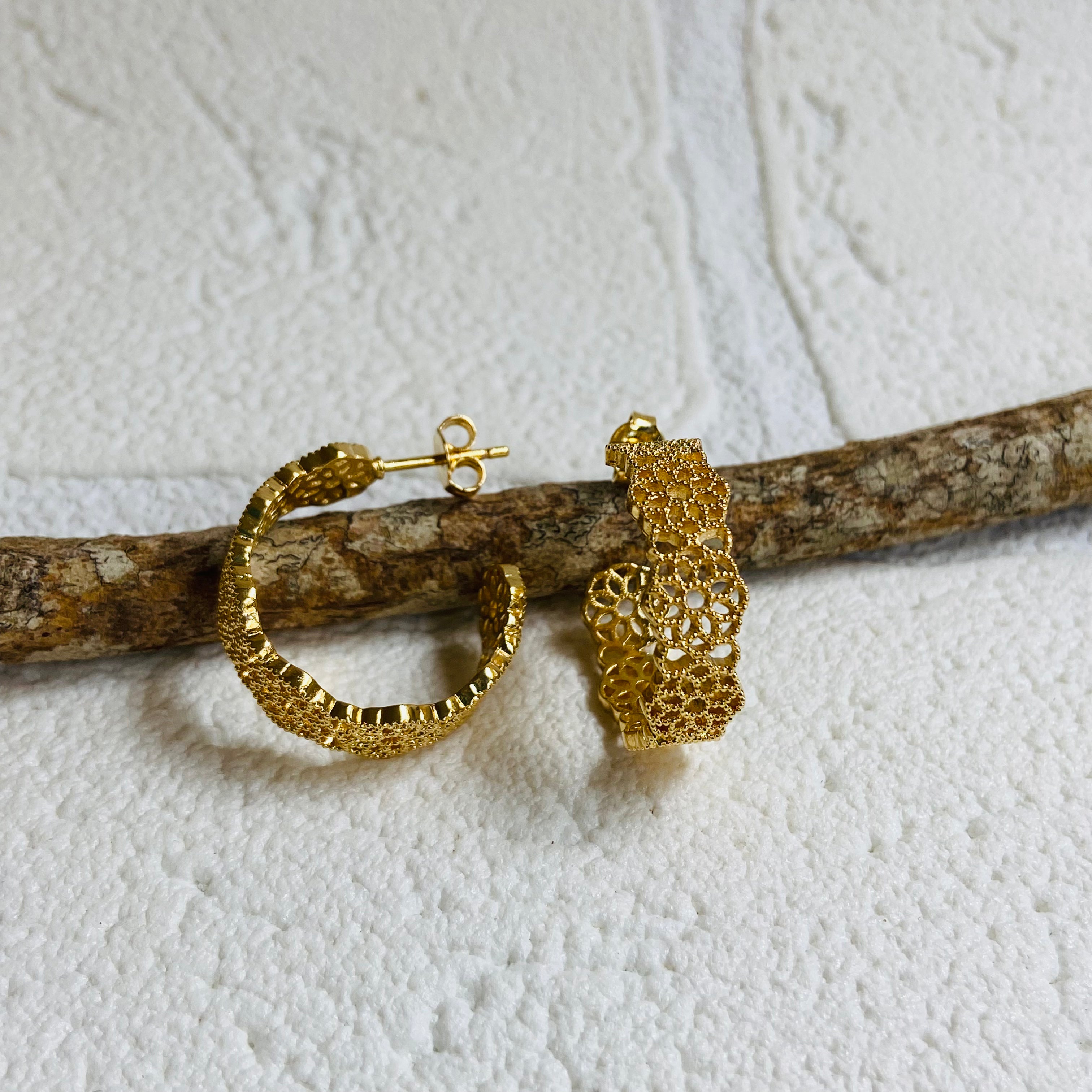 Brinco Dourado. BR-01