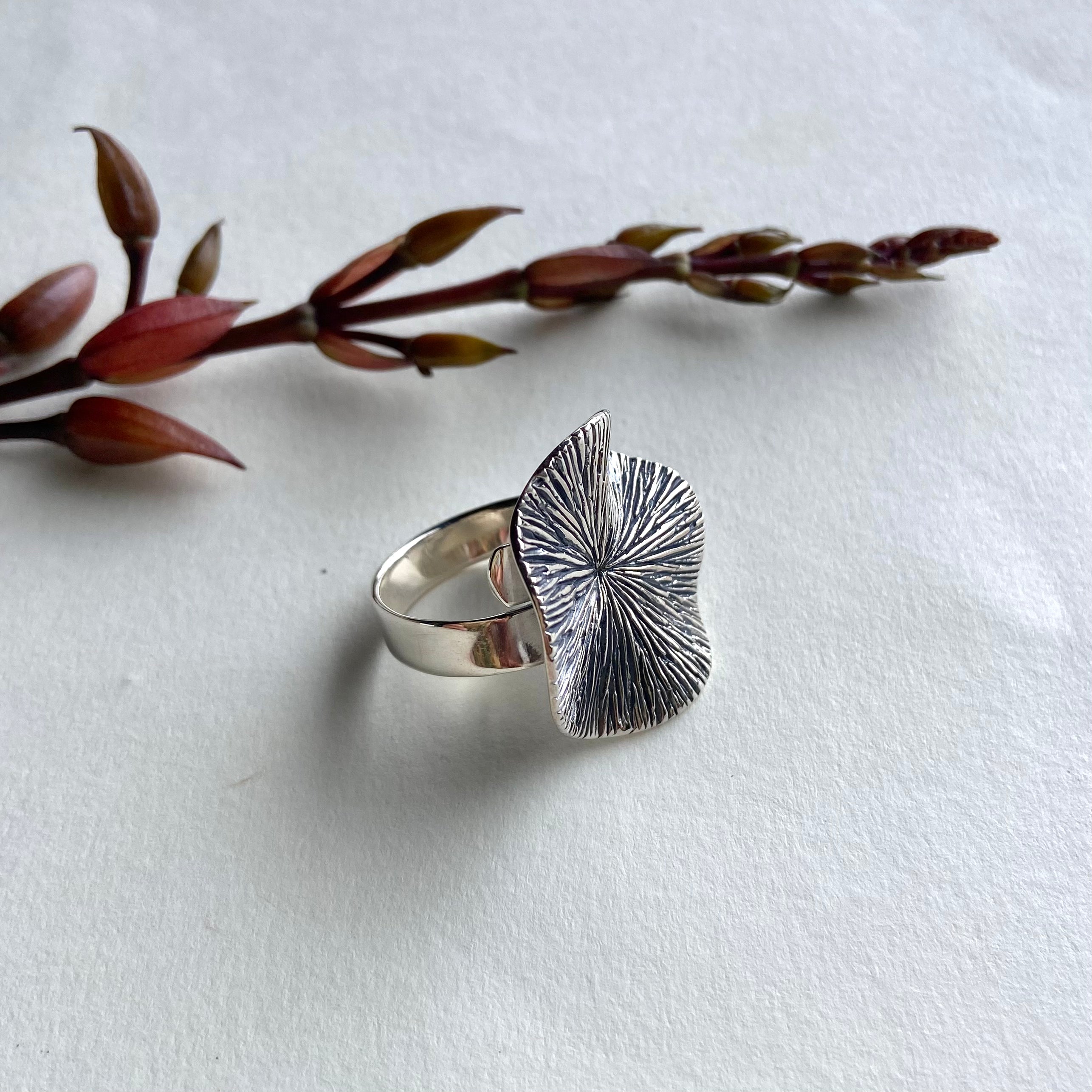 Anel Prata envelhecido 925 AN000152